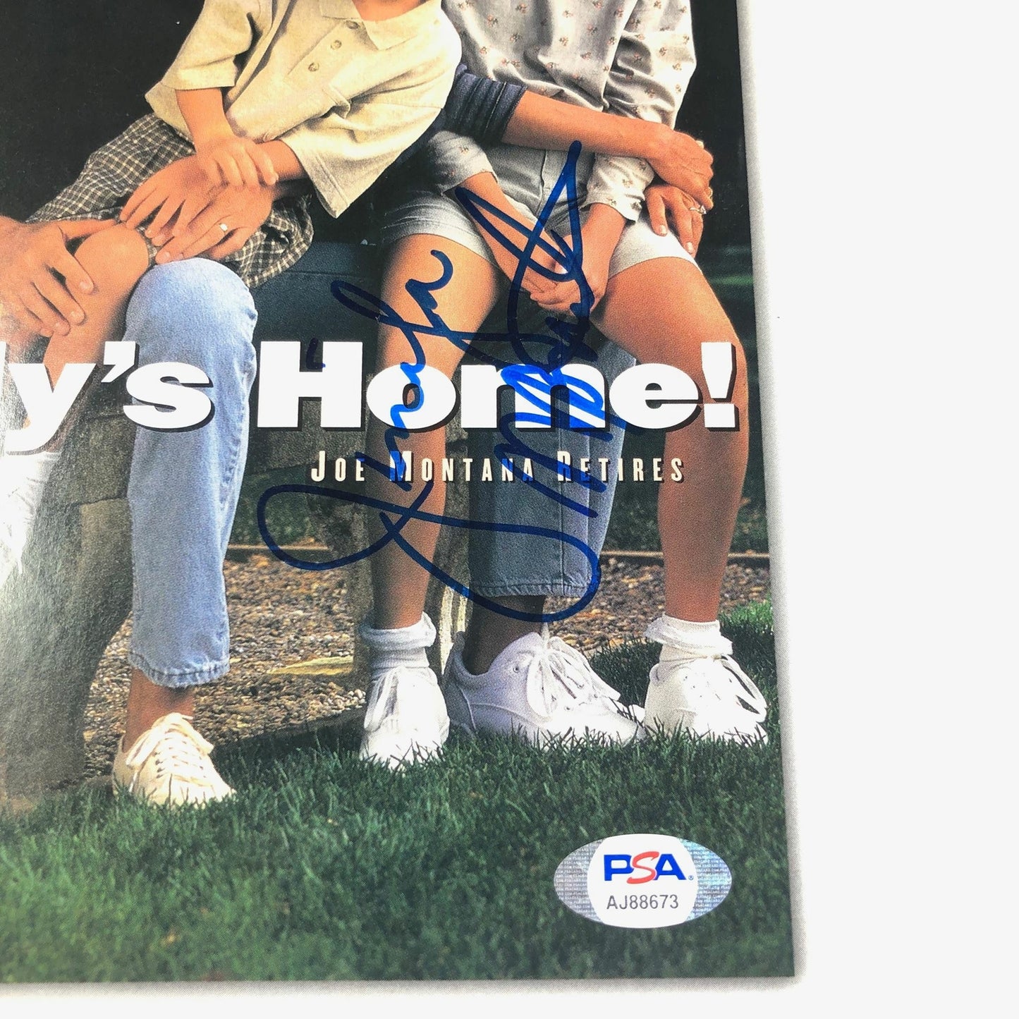 JOE MONTANA Signed SI Magazine PSA/DNA 49ers Autographed No Label