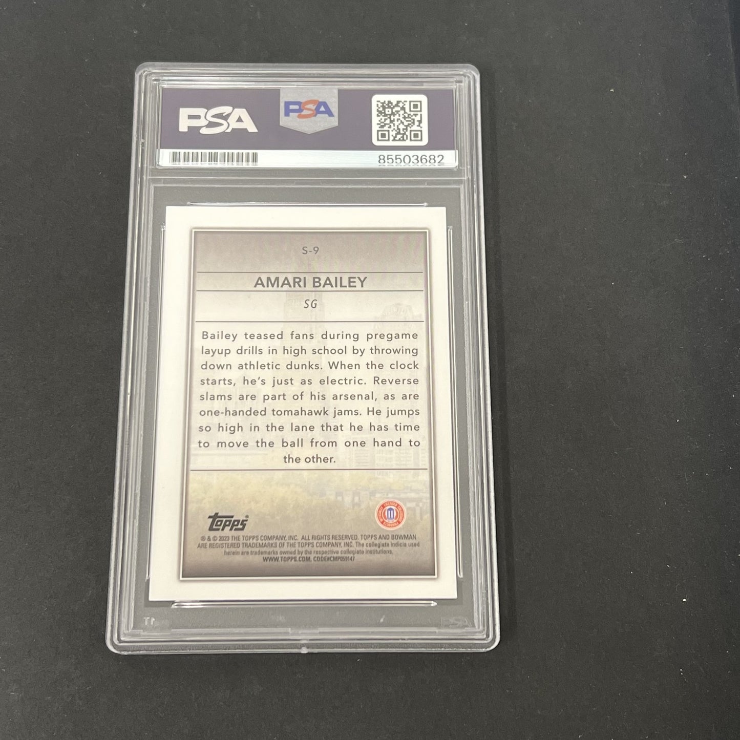 2023 Bowman University Chrome Topps S-9 Amari Bailey Skyscraping signed card PSA