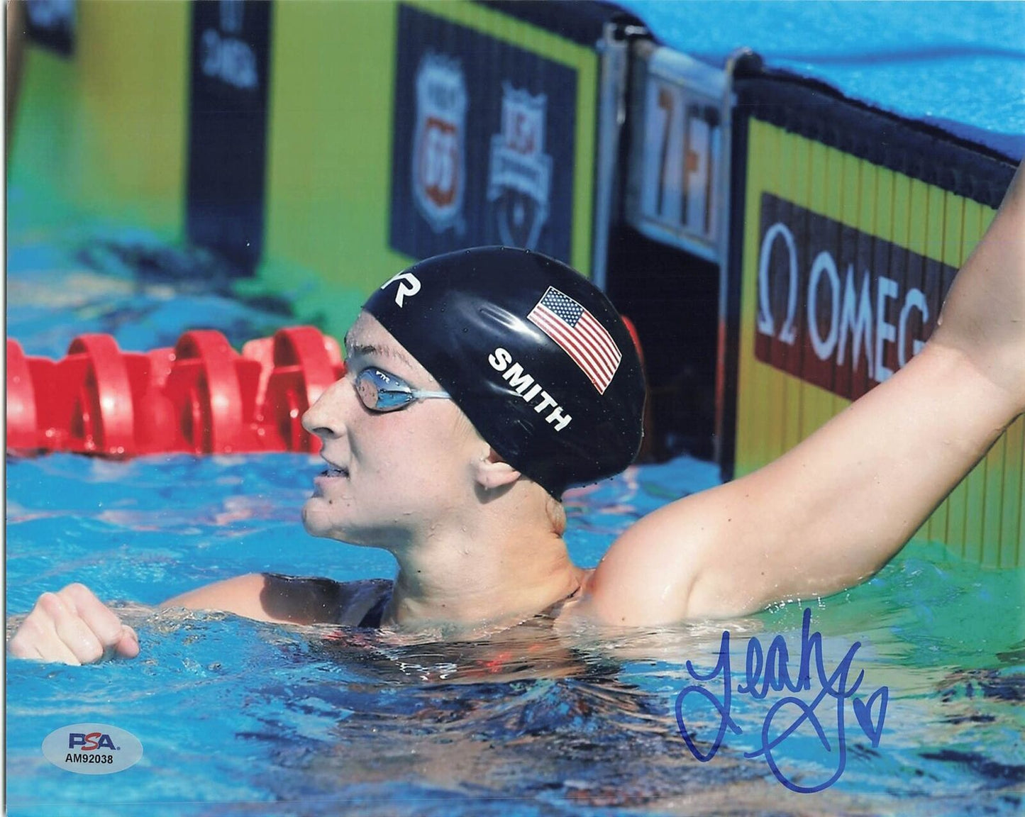 Leah Smith signed 8x10 photo PSA/DNA Autographed