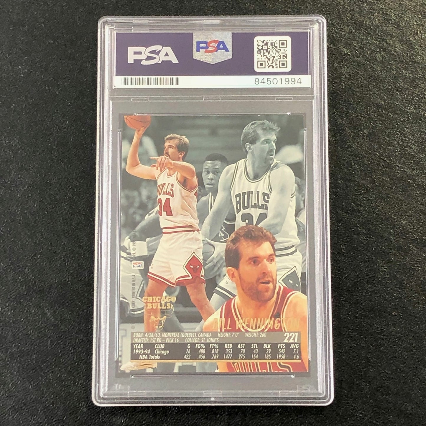 1994-95 Fleer Ultra #221 Bill Wennington Signed Card AUTO PSA Slabbed Bulls
