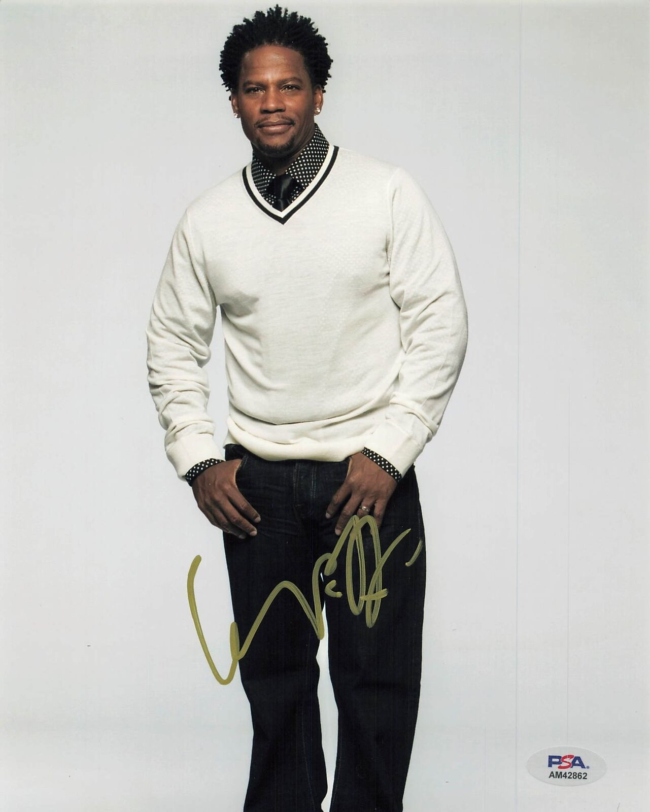 D.L. HUGHLEY signed 8x10 photo PSA/DNA Autographed