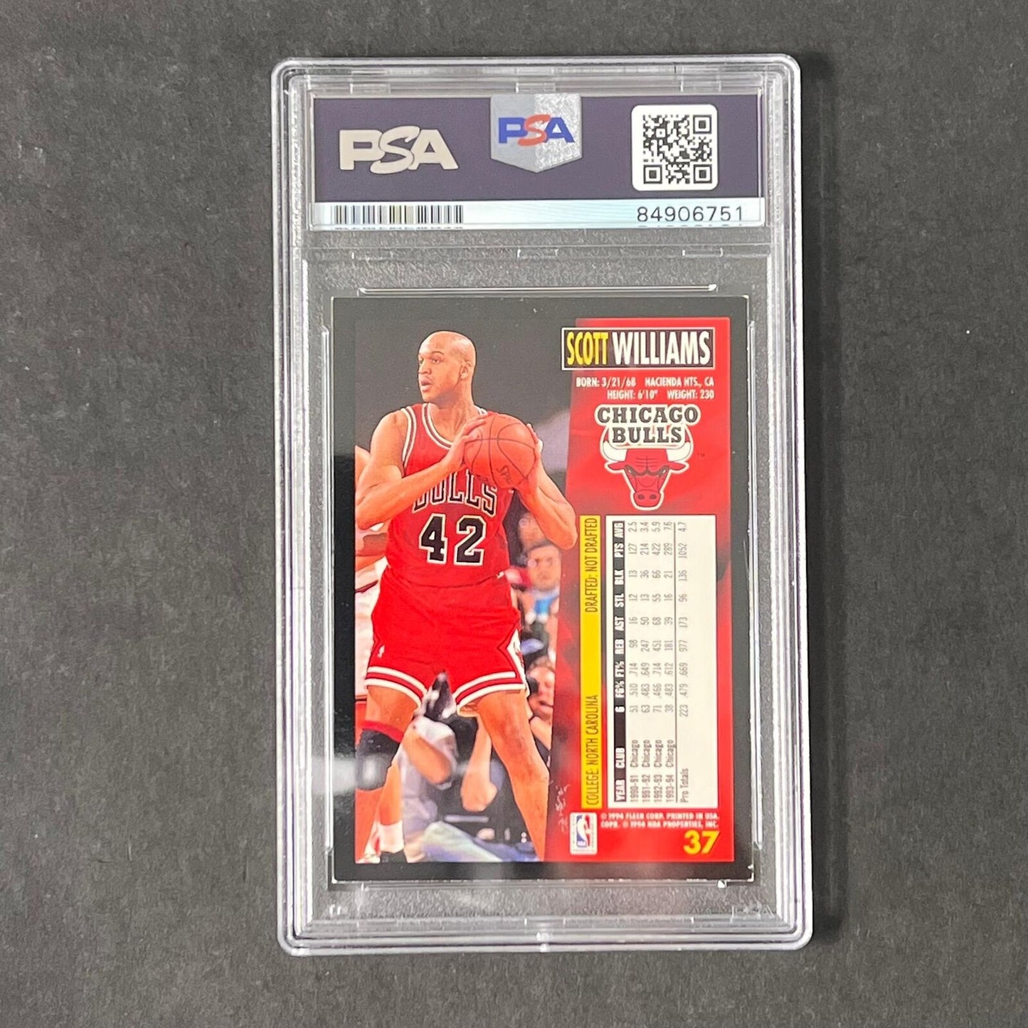 1994-95 Fleer #37 Scott Williams Signed Card AUTO PSA Slabbed Bulls