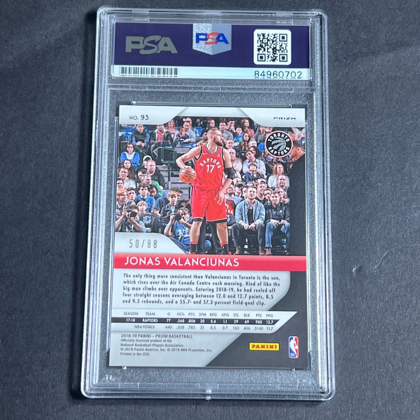 2018-19 Panini Prizm Cracked Red Ice #93 Jonas Valanciunas Signed Card AUTO PSA