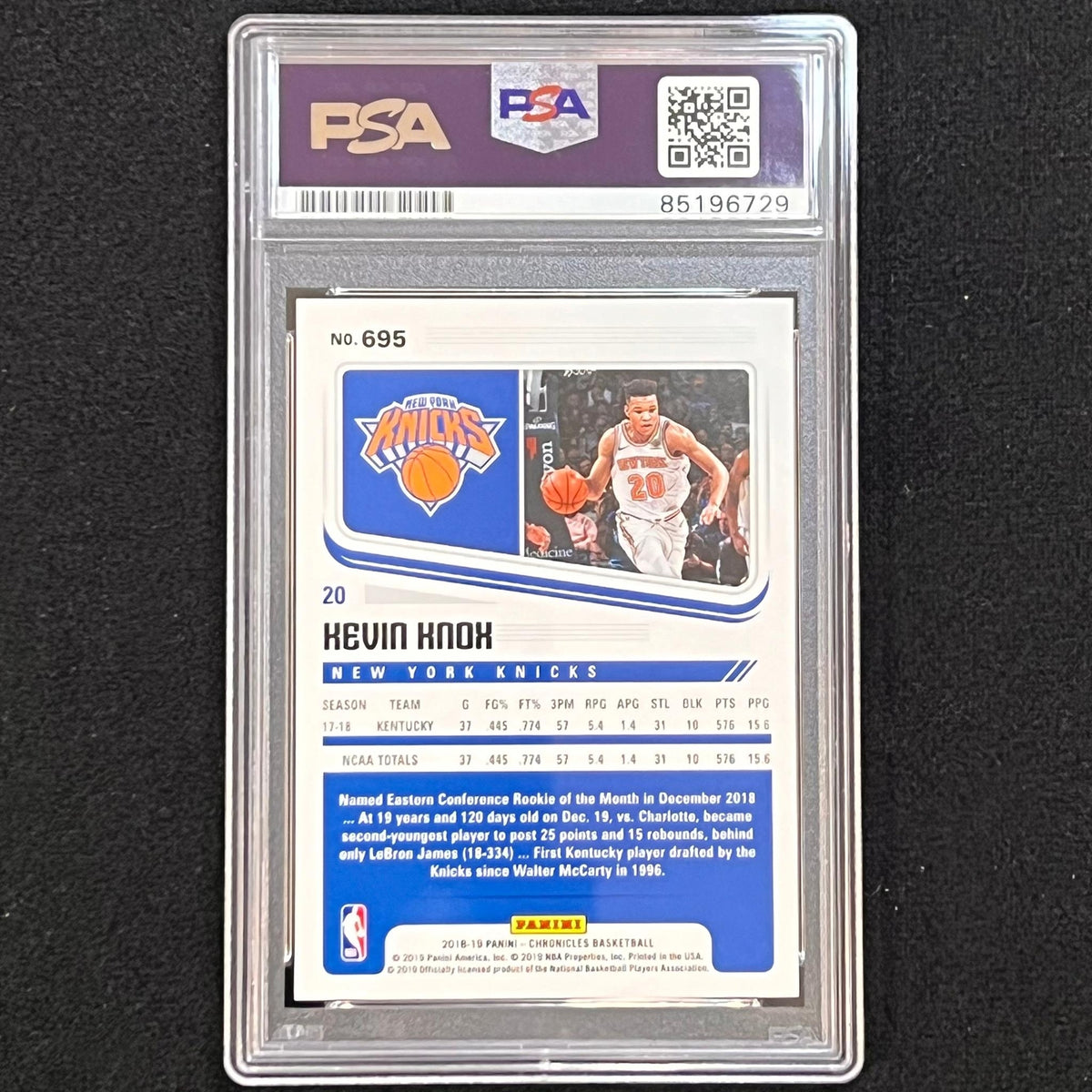 2018-19 Panini-Chronicles #695 Kevin Knox Signed Card AUTO PSA Slabbed Knicks