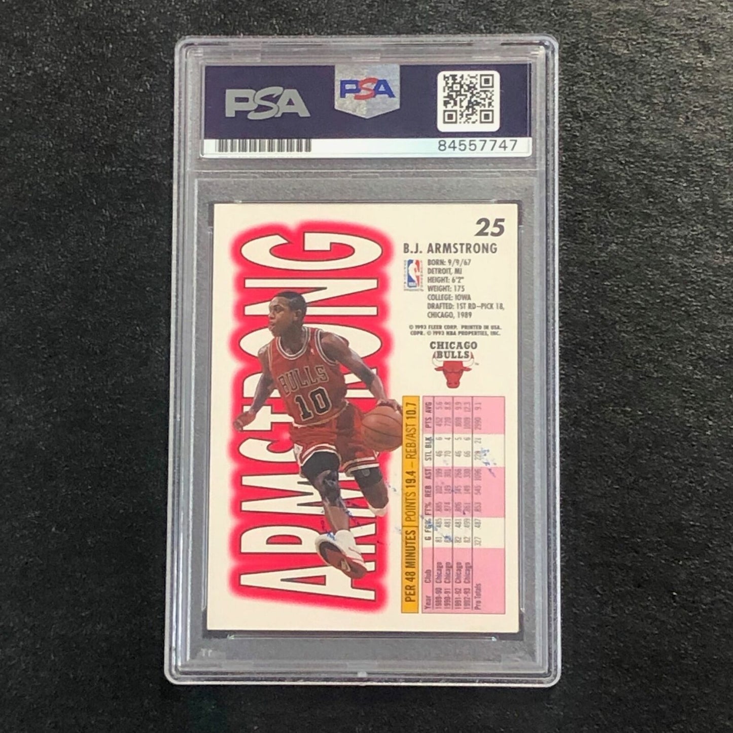 1993-94 Fleer Basketball #25 B.J. Armstrong Signed Card AUTO PSA Slabbed Bulls