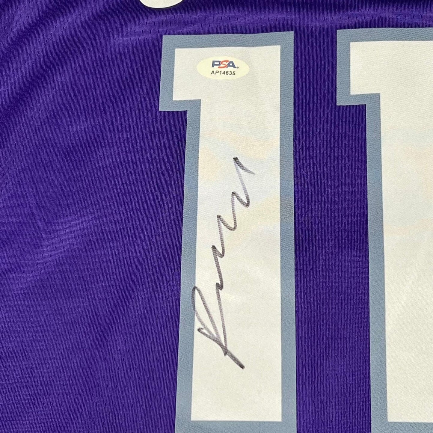 Domantas Sabonis signed jersey PSA/DNA Sacramento Kings Autographed