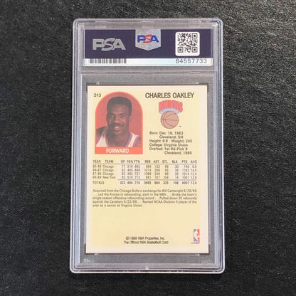 1989-90 NBA Hoops #213 Charles Oakley Signed Card AUTO PSA Slabbed Knicks