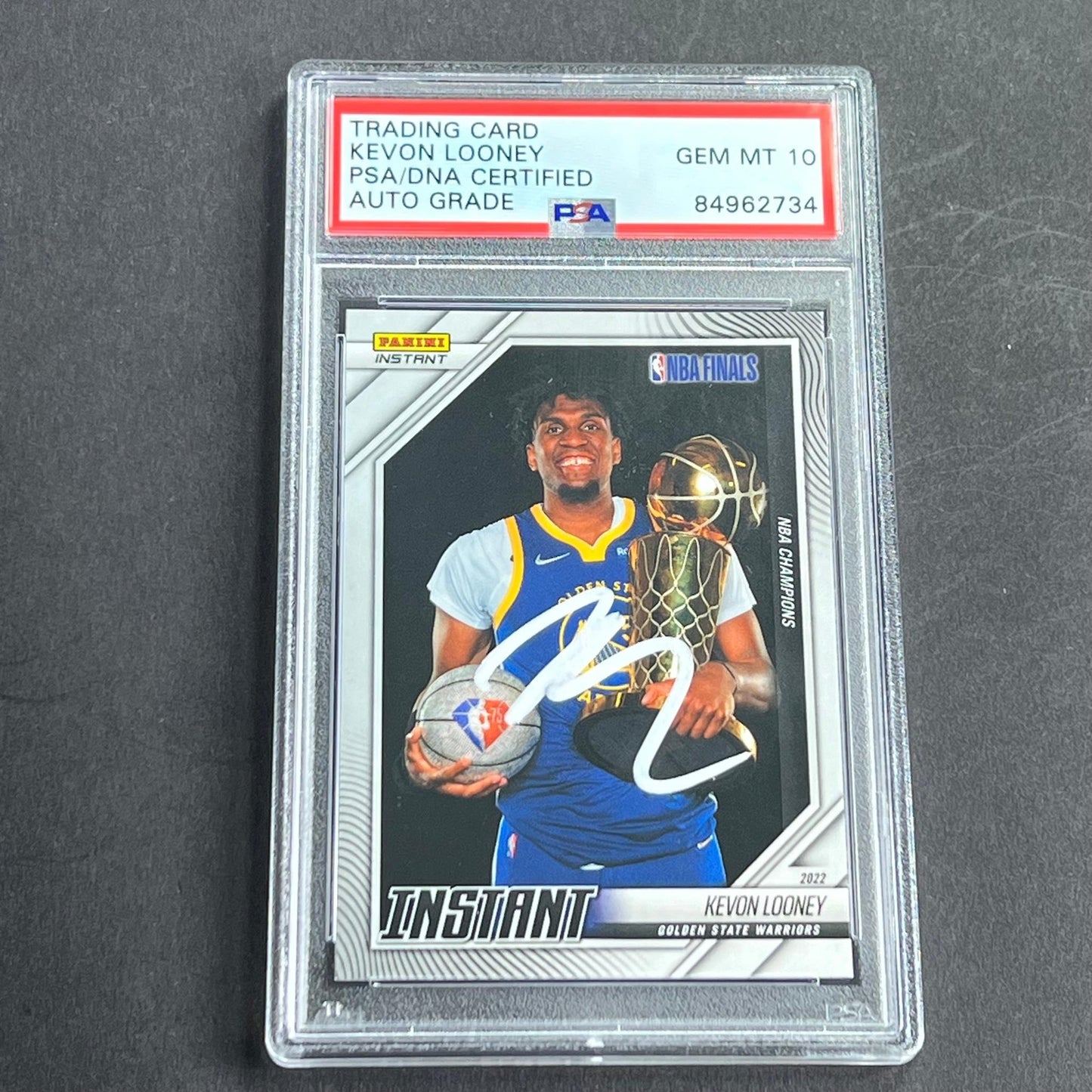 2021-22 Panini Instant #10 Kevon Looney Signed Card AUTO Grade 10 PSA Slabbed RC