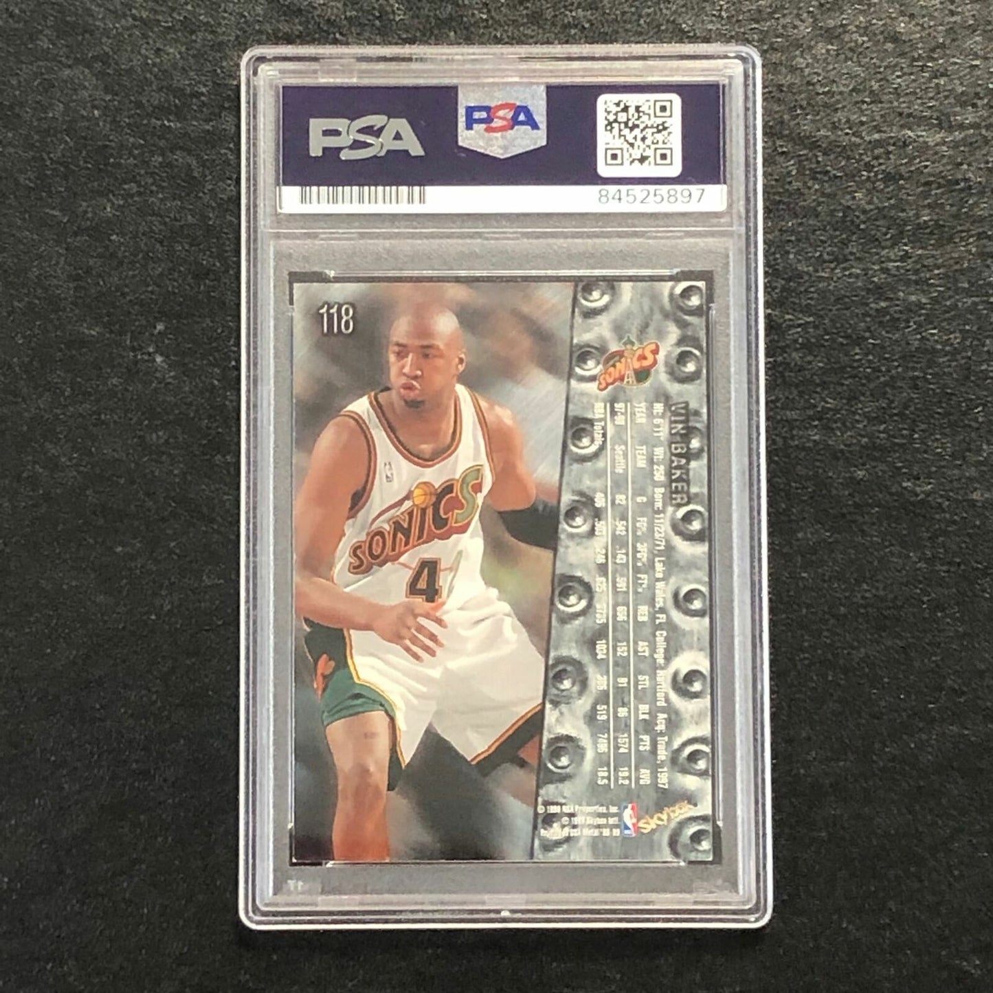 1998-99 METAL UNIVERSE #118 Vin Baker Signed Card AUTO PSA/DNA Slabbed Supersoni