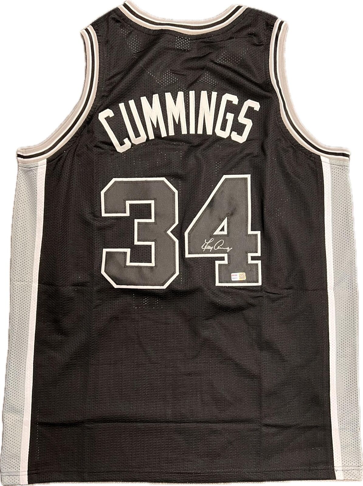 Terry Cummings Signed Jersey Tristar Authenticated San Antonio Spurs Autographed