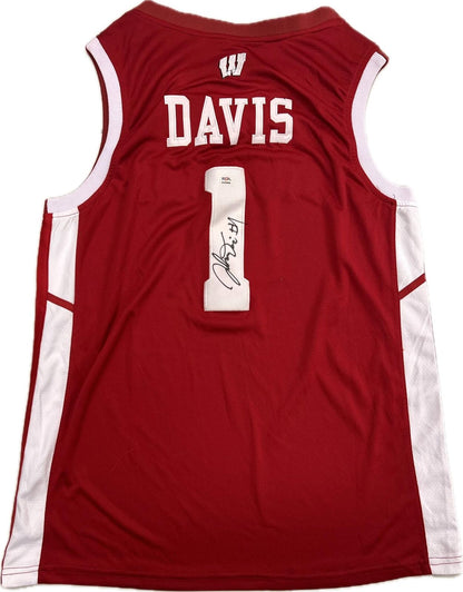 Johnny Davis signed jersey PSA/DNA Autographed Wisconsin