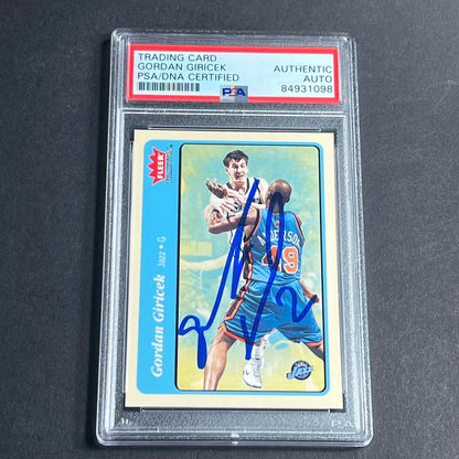 2004-05 Fleer #202 Gordan Giricek Signed Card AUTO PSA Slabbed Jazz