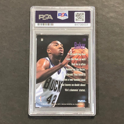 1995-96 Skybox Basketball #301 Vin Baker Signed Card PSA/DNA Slabbed Bucks