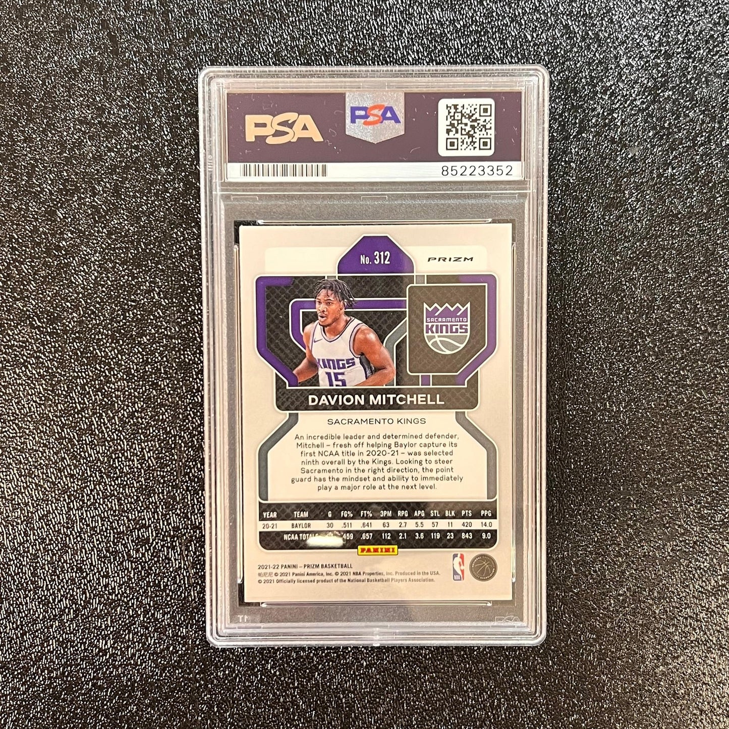 2021-22 Panini Prizm #312 Davion Mitchell Signed Card PSA AUTO Slabbed Kings RC