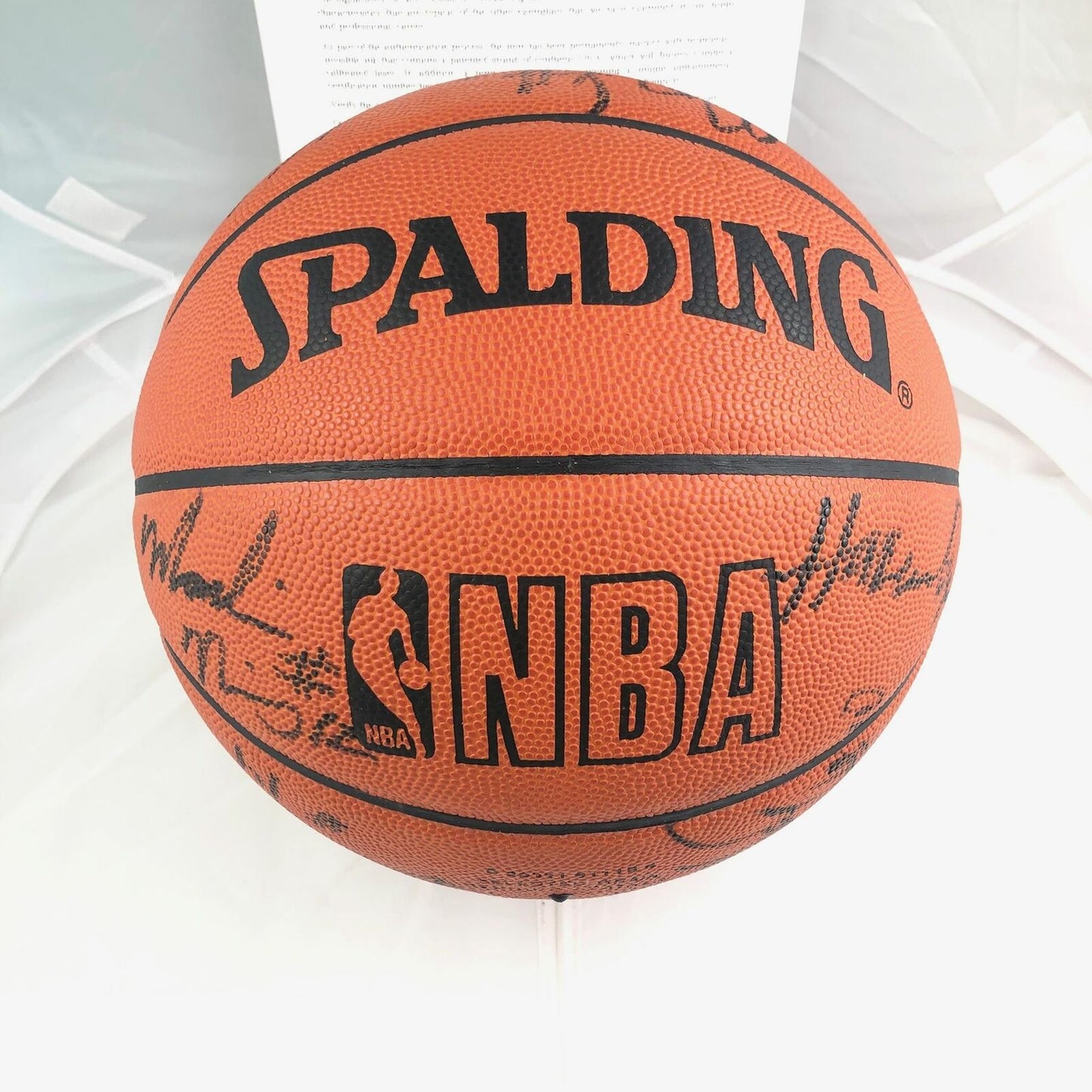 2000-2001 Houston Rockets Team Signed Basketball PSA/DNA Olajuwon