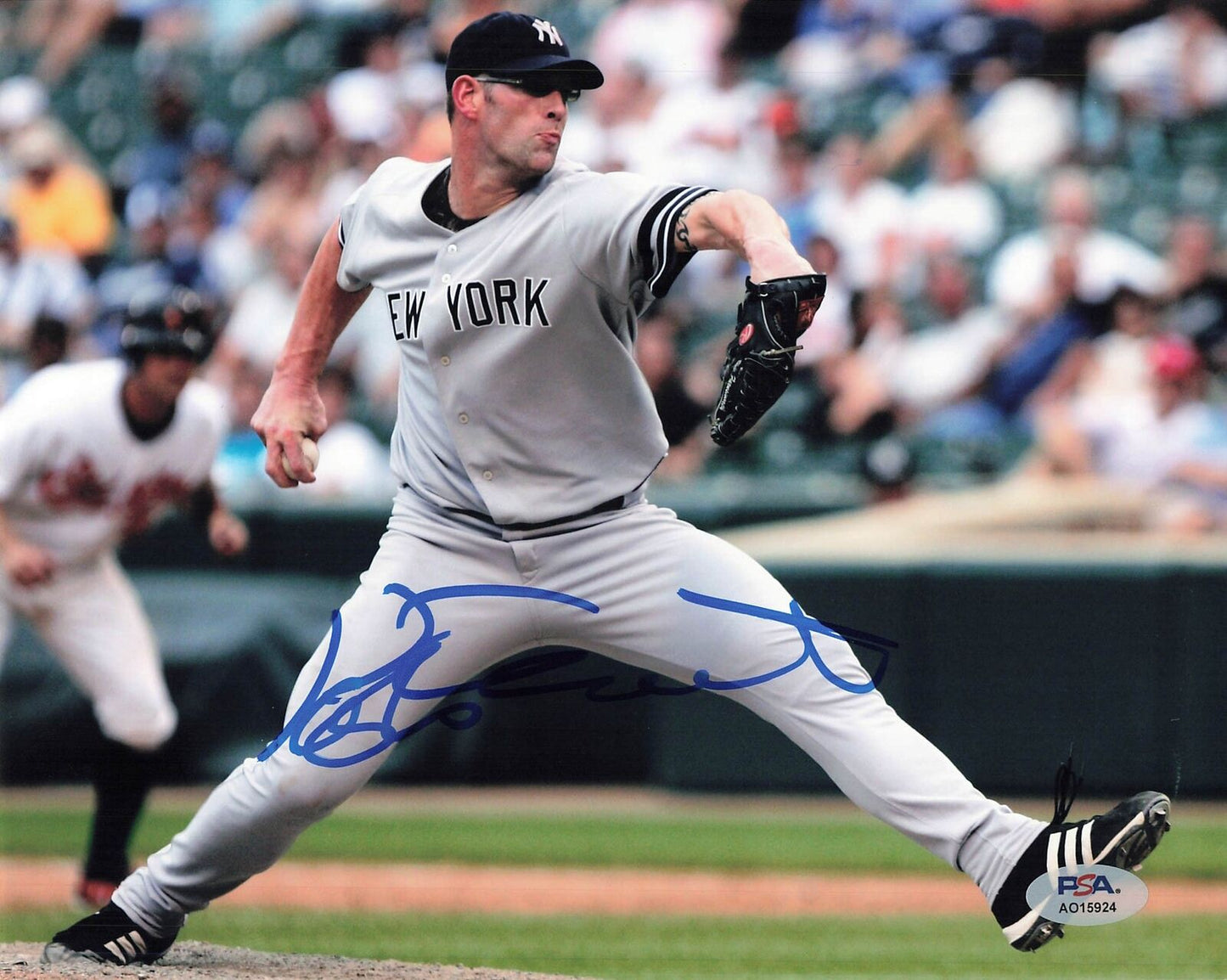 KYLE FARNSWORTH signed 8x10 photo PSA/DNA Autographed Yankees