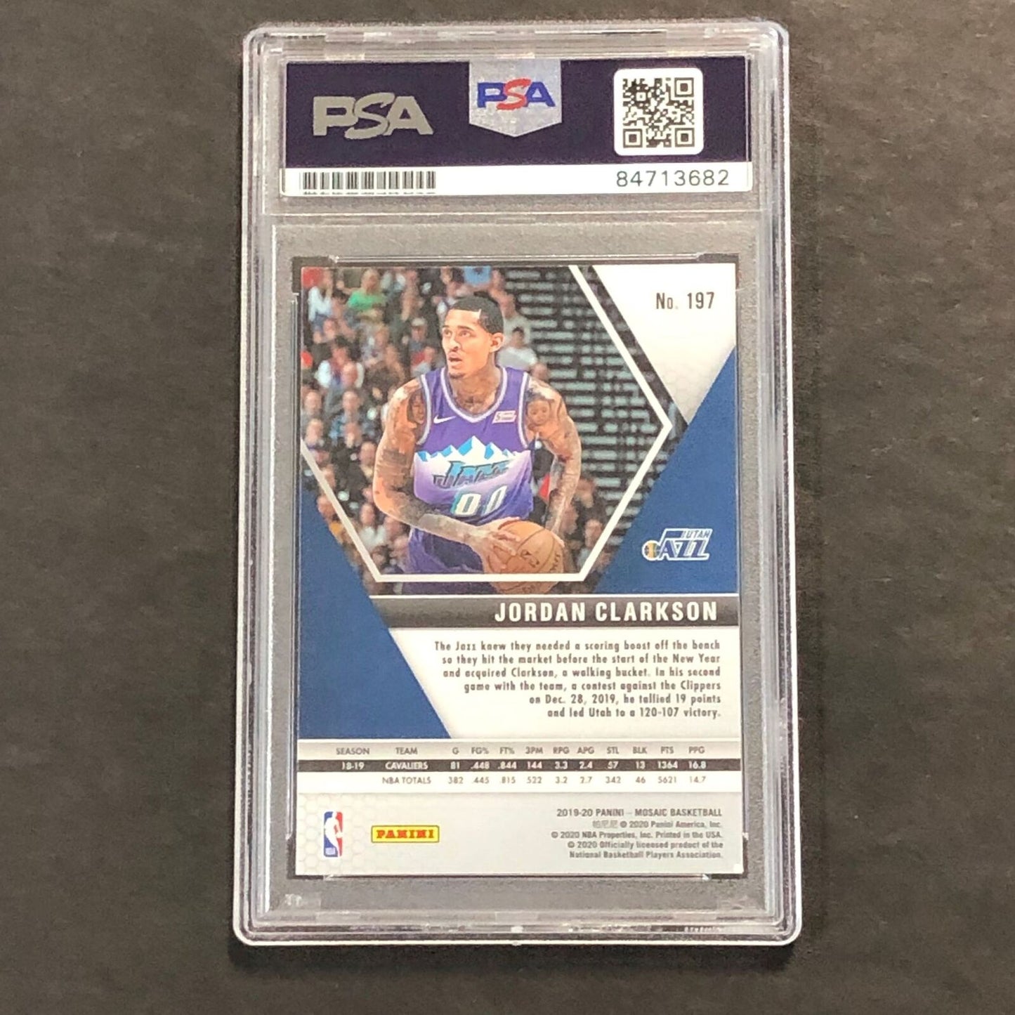 2019-20 Panini Mosaic Basketball #197 Jordan Clarkson Signed Card AUTO PSA Slabb