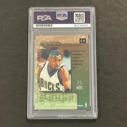 1996-97 Fleer Skybox #64 Vin Baker Signed Card PSA/DNA Slabbed Bucks