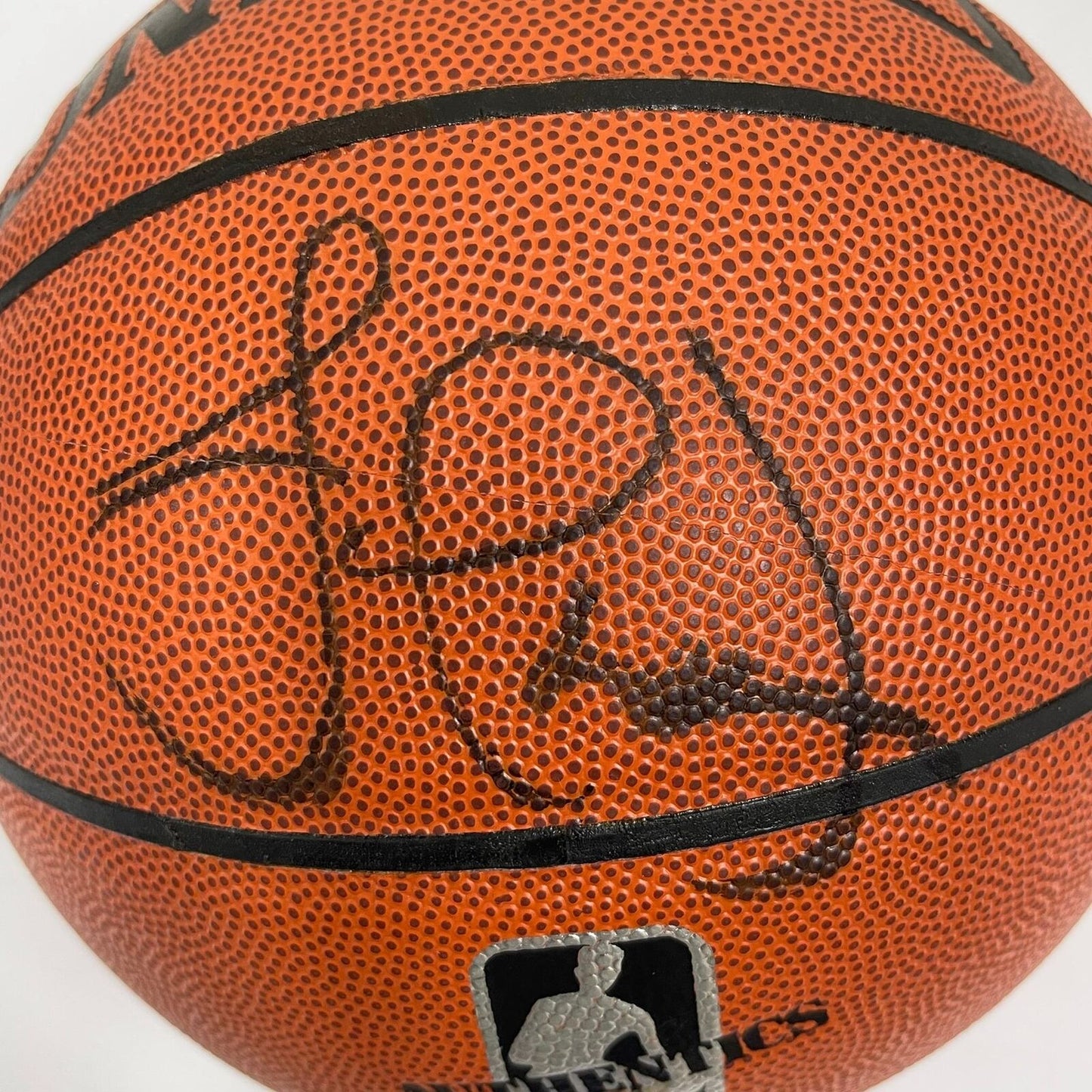 Lamar Odom signed Spalding basketball PSA/DNA Los Angeles Lakers