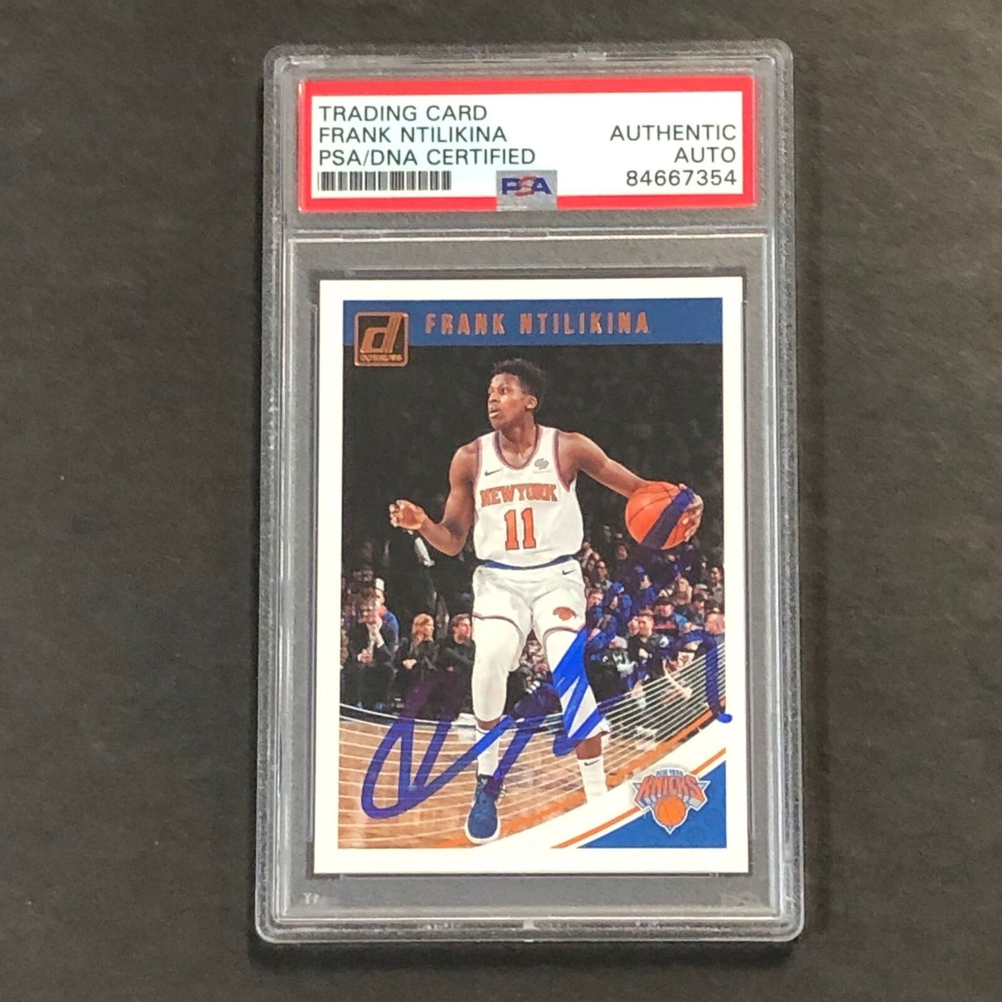 2018-19 Panini Donruss #57 Frank Ntilikina Signed Card AUTO PSA Slabbed Knicks