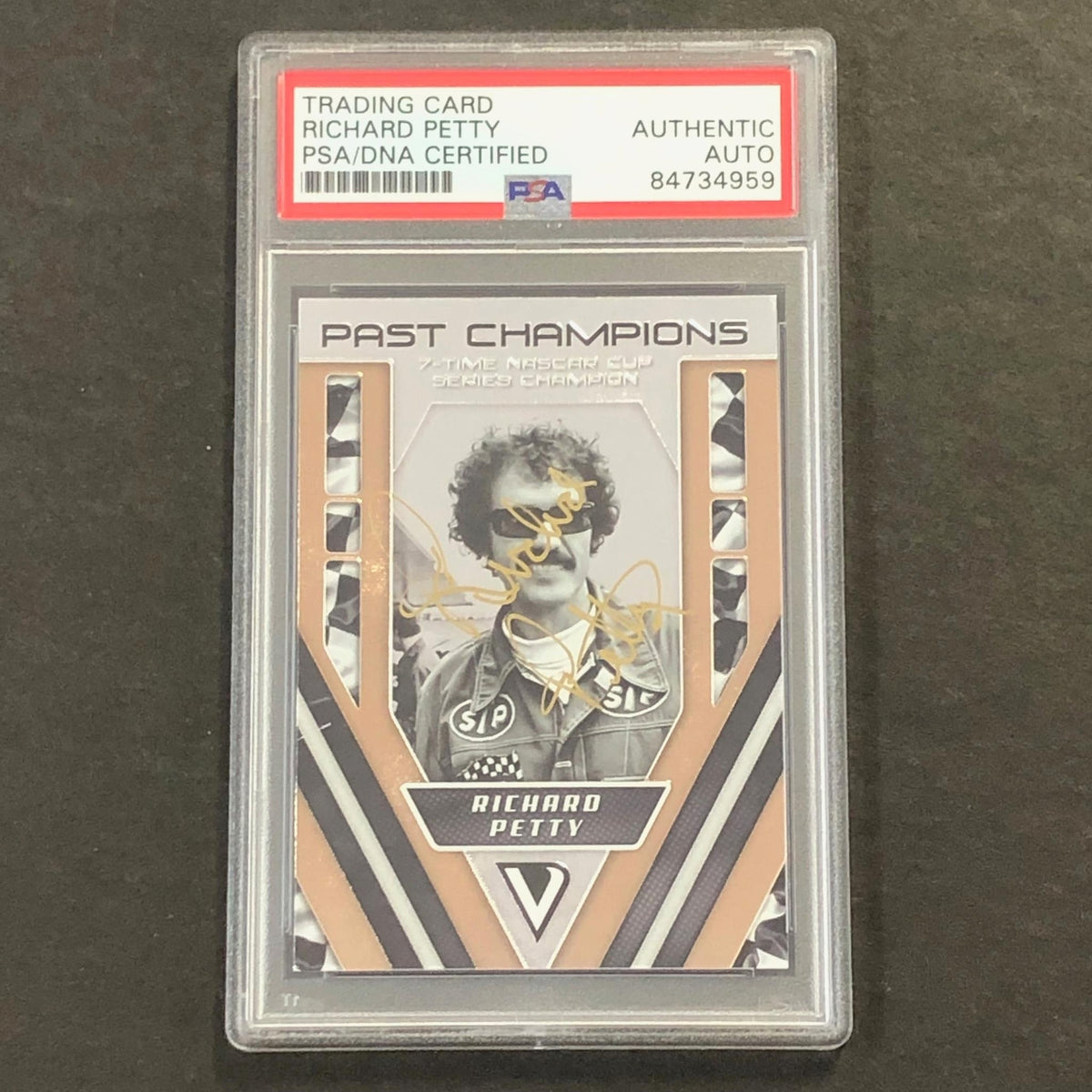 2019 Panini Victory Lap #75 Richard Petty Signed Card AUTO PSA Slabbed Nascar