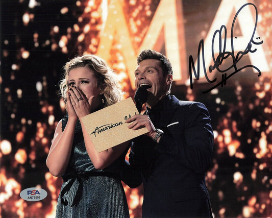 MADDIE POPPE Signed 8x10 Photo PSA/DNA Autographed Singer