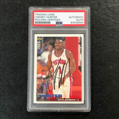 1995-96 Collector's Choice Basketball #256 Lindsey Hunter Signed Card AUTO PSA S