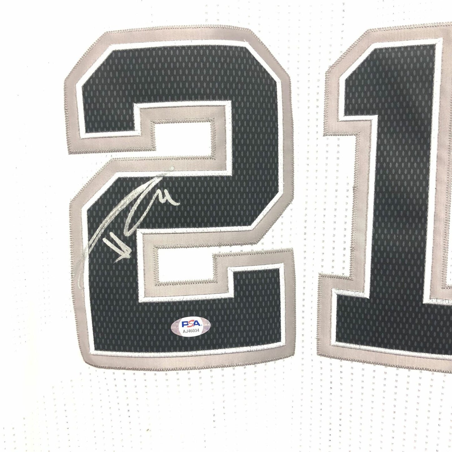 Tim Duncan signed jersey PSA/DNA San Antonio Spurs Autographed