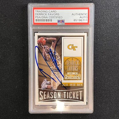 2015-16 Contenders Draft Picks #27 Derrick Favors Signed Card AUTO PSA Slabbed G