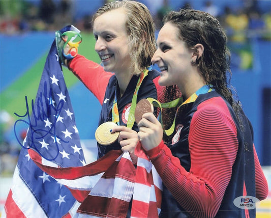 Leah Smith signed 8x10 photo PSA/DNA Autographed