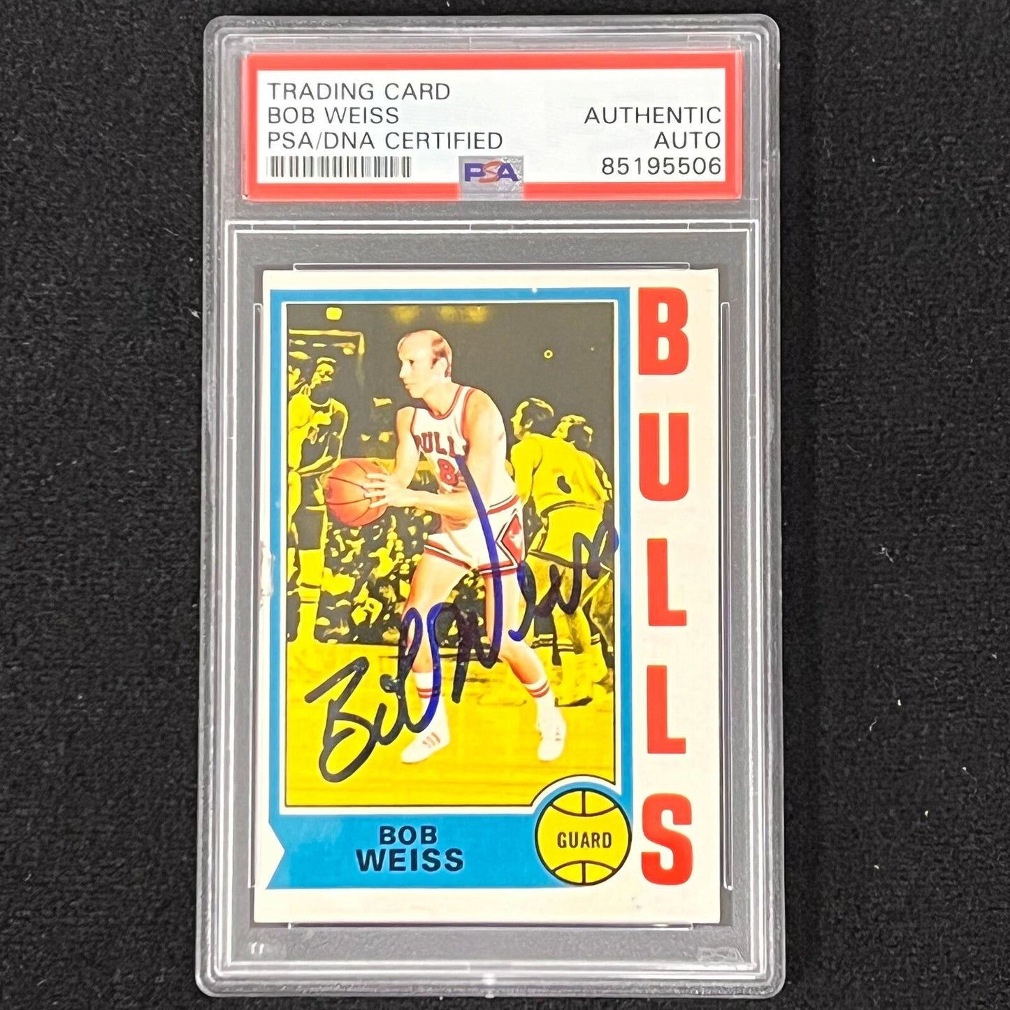 1973-74 Topps #33 Bob Weiss Signed Card AUTO PSA Slabbed Bulls