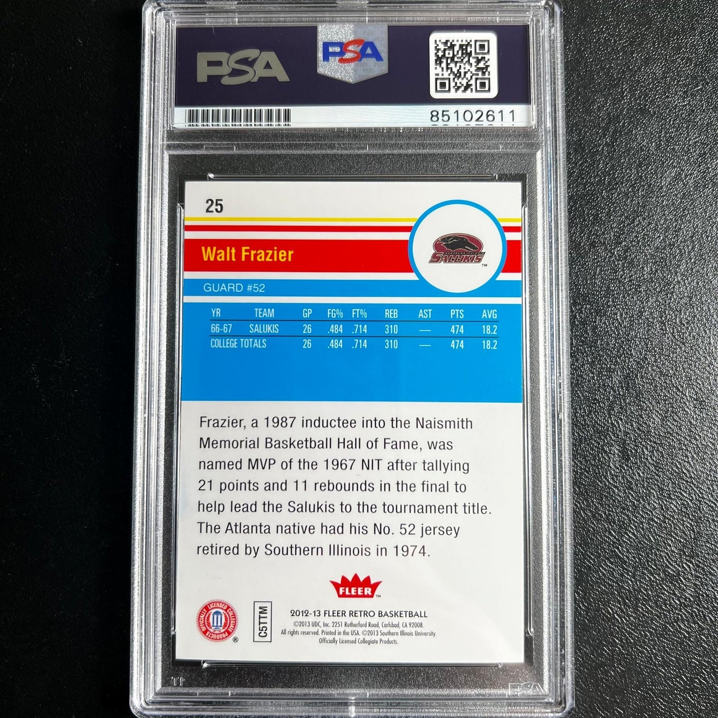 2012-13 Fleer Retro Basketball #25 Walt Frazier Signed Card AUTO PSA Slabbed Sal