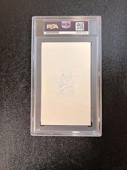 Bob Pettit Signed cut AUTO 10 PSA Slabbed Hawks