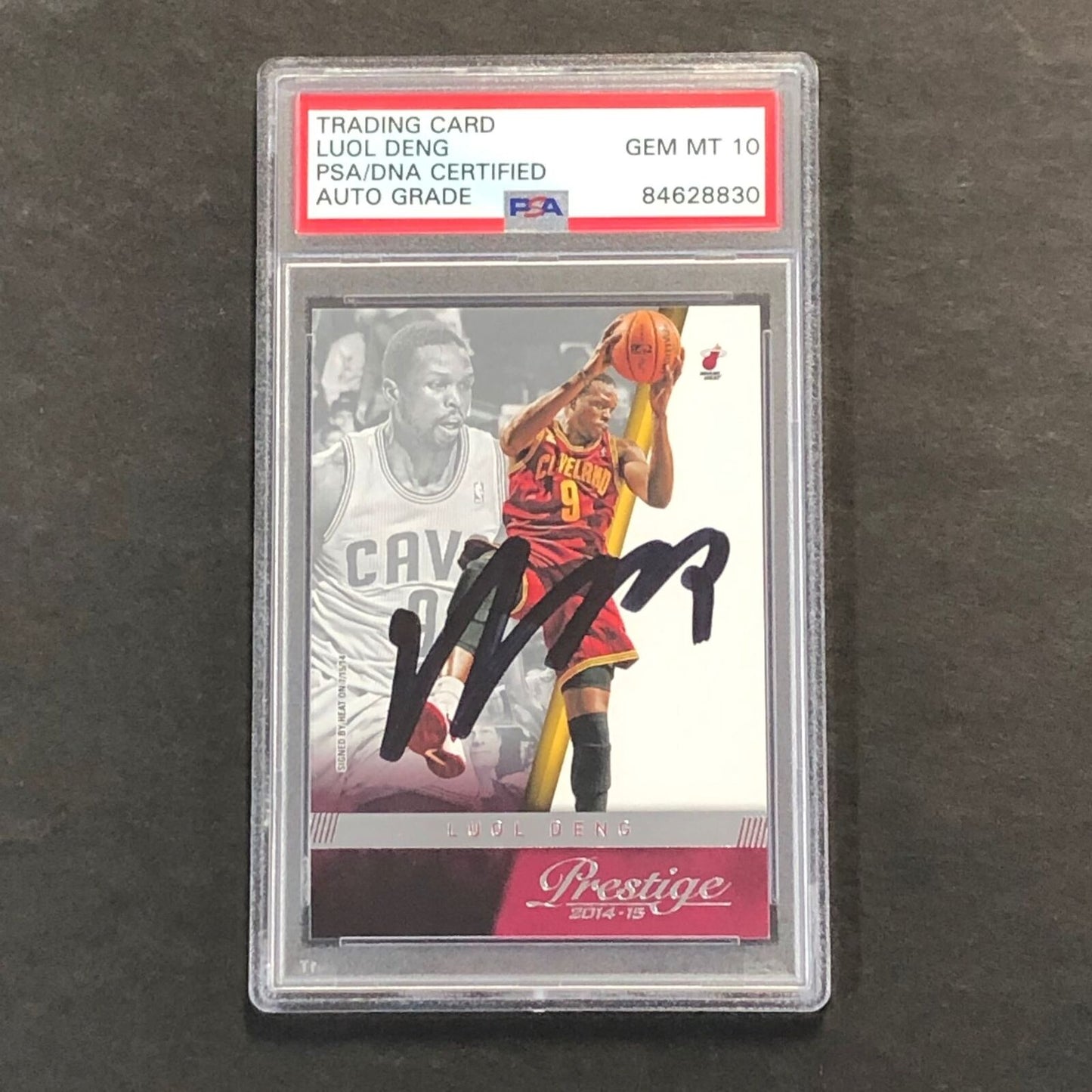 2014-15 Panini Prestige #57 Luol Deng Signed Card AUTO 10 PSA Slabbed Cavaliers