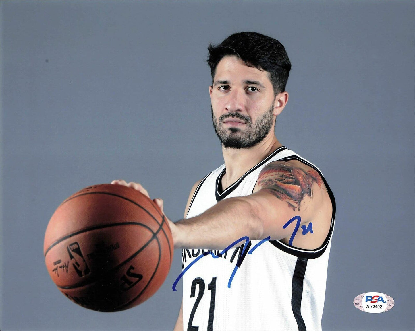 GRIEVIS VAZQUEZ signed 8x10 photo PSA/DNA Brooklyn Nets Autographed