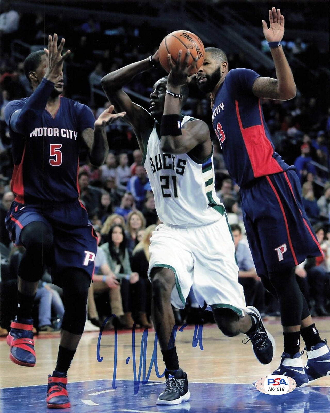 Tony Snell signed 8x10 photo PSA/DNA Milwaukee Bucks Autographed