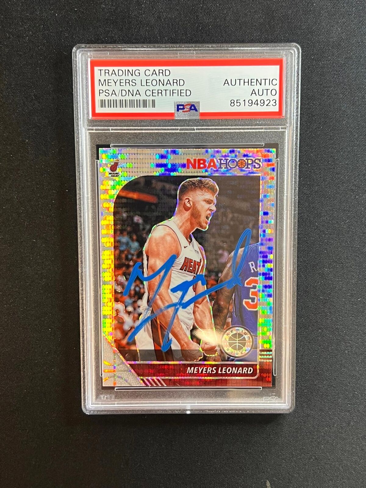 2019-20 Panini Hoops Premium Stock #161 Meyers Leonard Signed Card AUTO PSA Slab