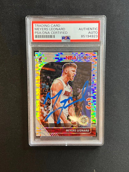 2019-20 Panini Hoops Premium Stock #161 Meyers Leonard Signed Card AUTO PSA Slab