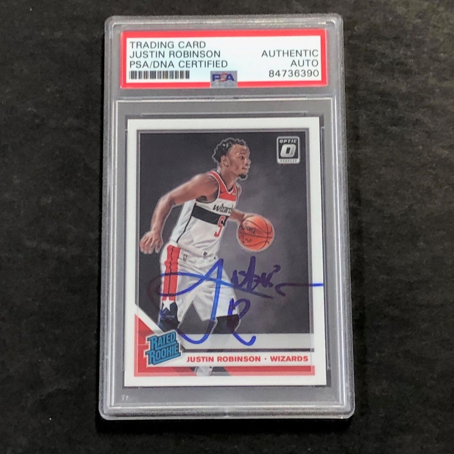 2019-20 OPTIC RATED ROOKIE #174 JUSTIN ROBINSON Signed Rookie Card AUTO PSA Slab