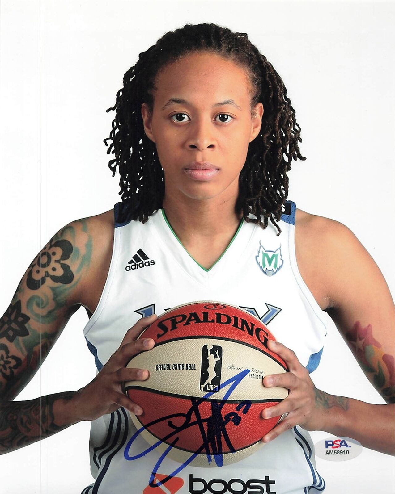 Seimone Augustus signed 8x10 photo PSA/DNA Minnesota Lynx Autographed