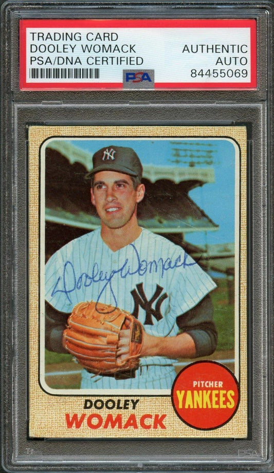 1967 Topps #77 Dooley Womack Signed Card PSA Slabbed Auto Yankees