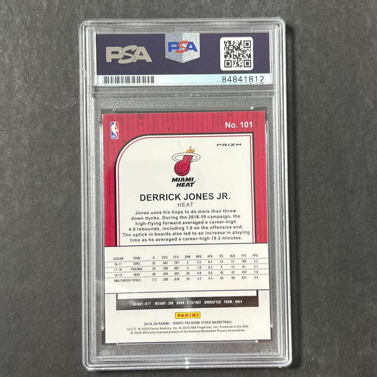 2019-20 Panini Hoops Premium Stock #101 Derrick Jones Jr. Signed Card AUTO PSA H
