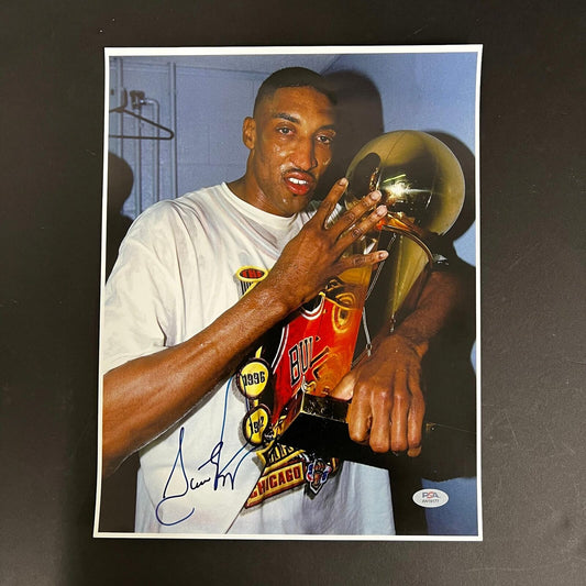 Scottie Pippen signed 11x14 photo PSA/DNA Chicago Bulls Autographed