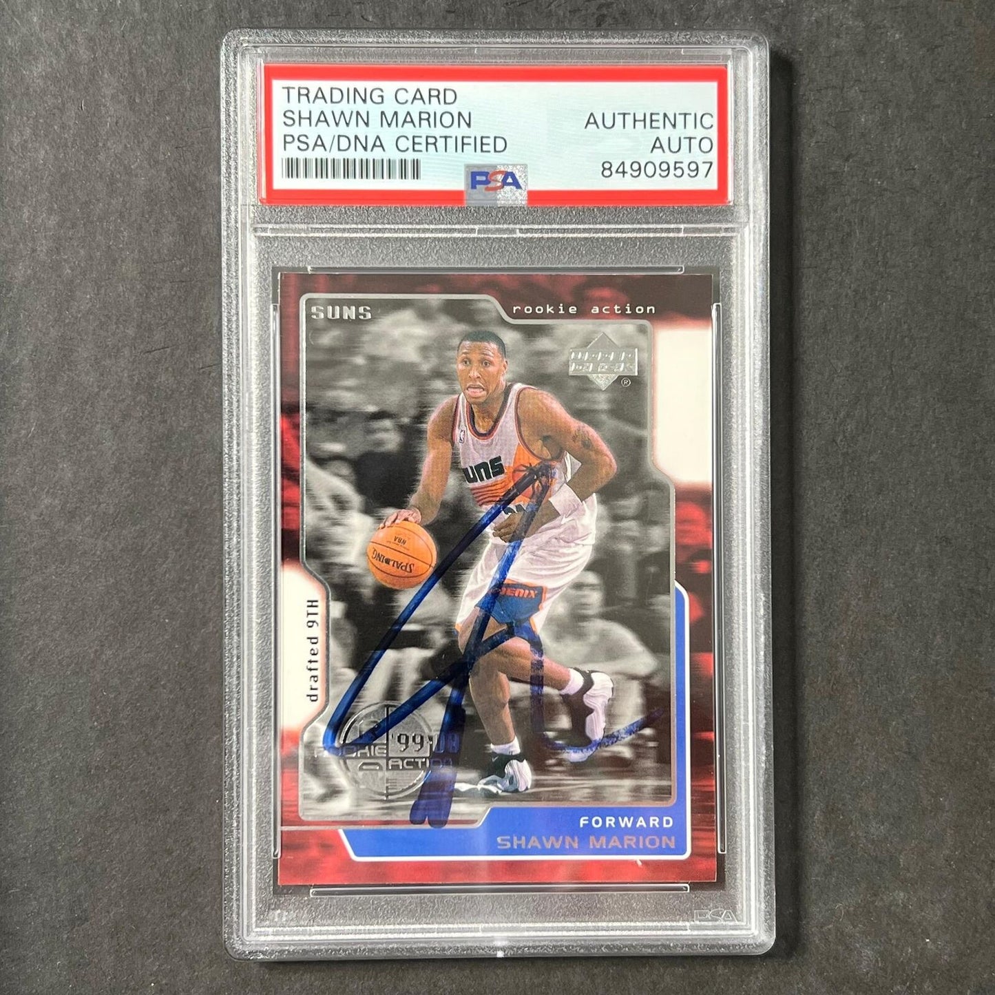 1999-00 Upper Deck Rookie Action #324 Shawn Marion Signed AUTO PSA/DNA Slabbed S