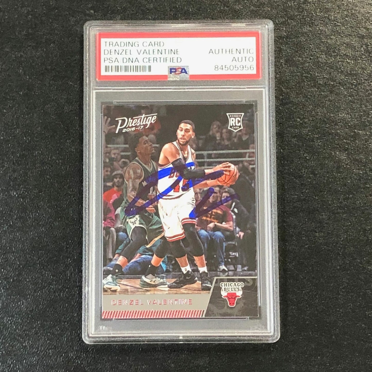 2016-17 Panini Prestige #164 Denzel Valentine Signed Card AUTO PSA Slabbed Bulls