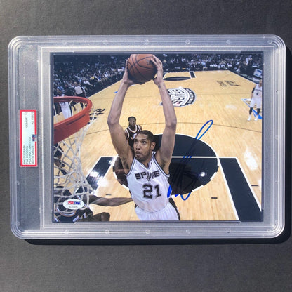 Tim Duncan signed 8x10 photo PSA Encapsulated Auto Grade 10 PSA 10 Gem Mint