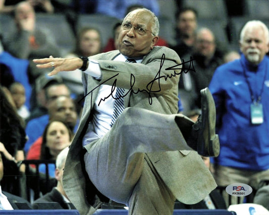 TUBBY SMITH Signed 8x10 photo PSA/DNA Basketball Coach Autographed