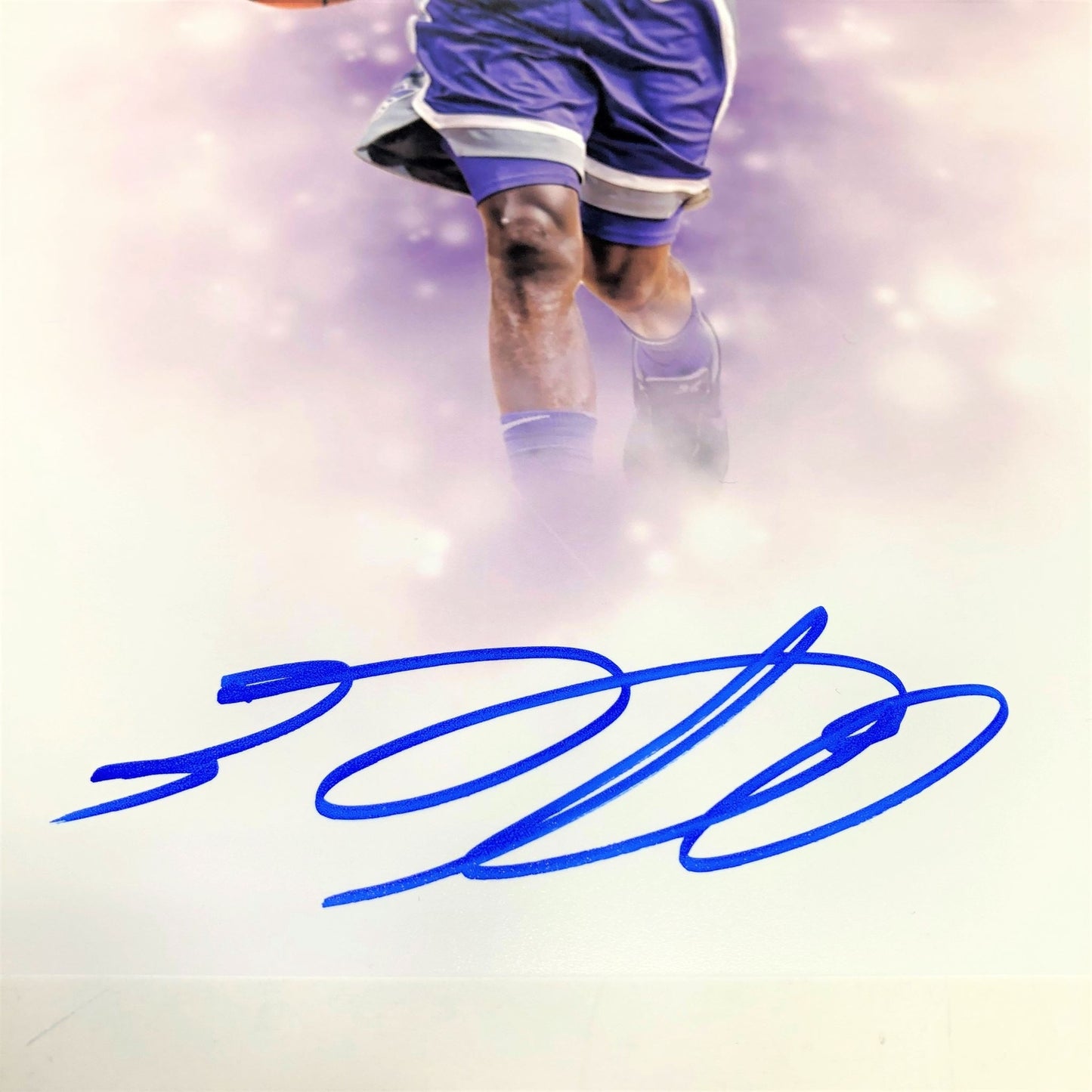 De'Aaron Fox Signed 8x10 photo PSA/DNA Sacramento Kings Autographed