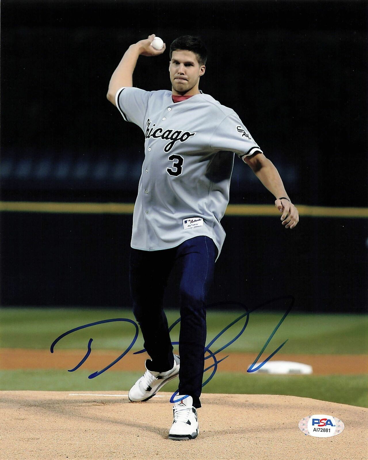 Doug McDermott Signed 8x10 Photo PSA/DNA Chicago Bulls Autographed