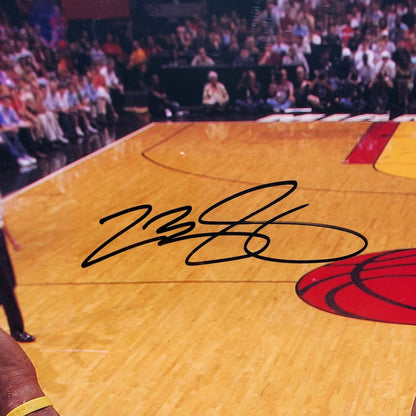 LeBron James Signed 16x20 Photo Upper Deck PSA/DNA Auto Grade 9 Framed